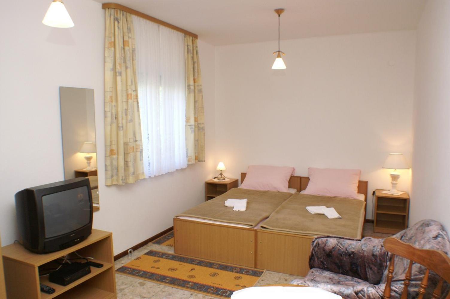 Apartments By The Sea Orebic, Peljesac - 4496 Kültér fotó
